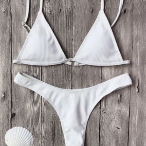 White high rise thong bikini 🌸